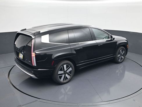 New 2026 Hyundai Ioniq 9 SEL image 18