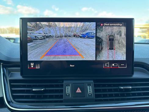 Used 2023 Audi SQ5 Premium Plus w/ Premium Plus Package image 64