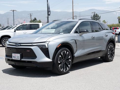 Used 2024 Chevrolet Blazer EV RS RWD image 8