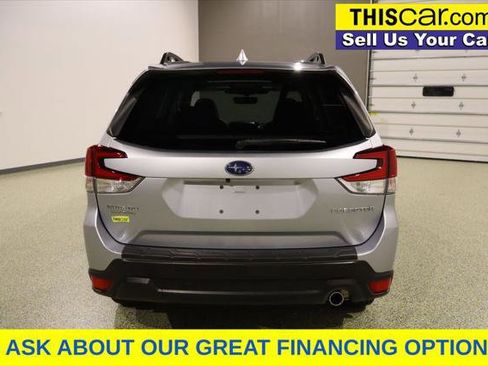 Used 2022 Subaru Forester Limited image 6