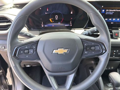 Certified 2025 Chevrolet TrailBlazer LT FWD image 19
