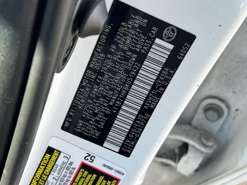 Used 2019 Toyota Camry SE w/ Audio Package FWD image 26