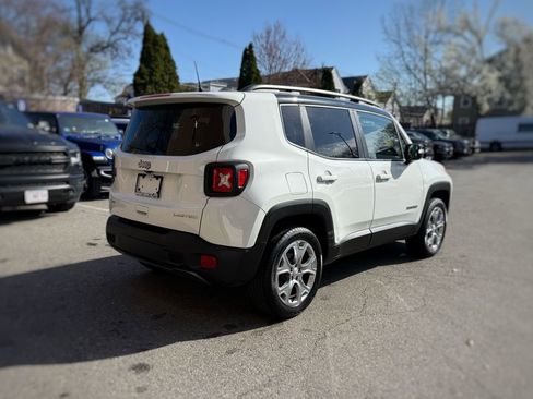 Used 2023 Jeep Renegade Limited AWD/4WD image 9