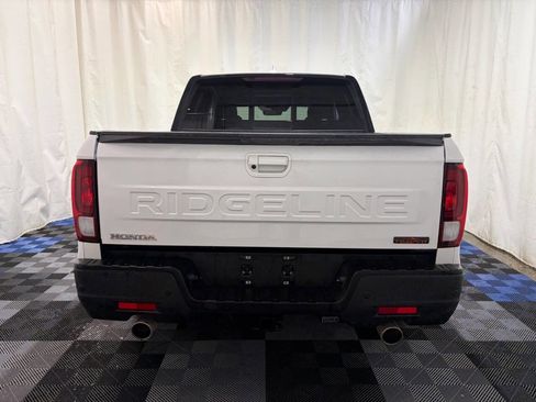 Used 2025 Honda Ridgeline TrailSport image 7