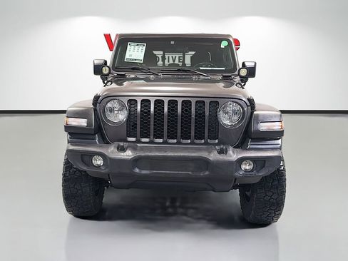 Used 2020 Jeep Gladiator Sport w/ Quick Order Package 24S AWD/4WD image 2