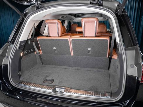 New 2026 Mercedes-Benz GLS 450 4MATIC image 6