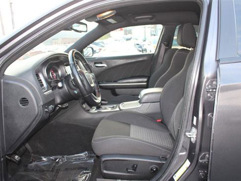 Used 2019 Dodge Charger Scat Pack image 10
