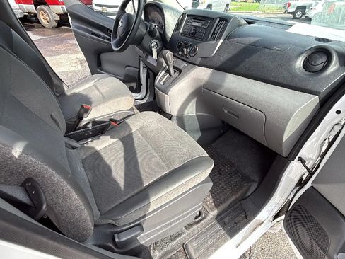 Used 2016 Nissan NV200 S w/ Back Door Glass Package FWD image 16