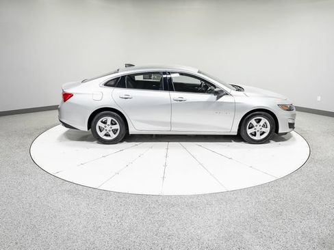 Used 2019 Chevrolet Malibu LS FWD image 27