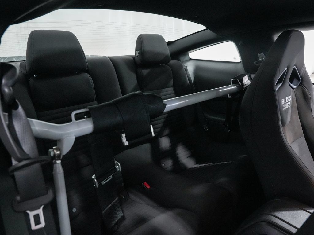 Used 2012 Ford Mustang Boss 302 w/ Boss 302 Accessory Pkg RWD image 24