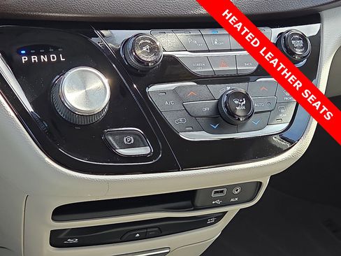 Used 2017 Chrysler Pacifica Touring-L Plus w/ Advanced Safetytec Group image 21