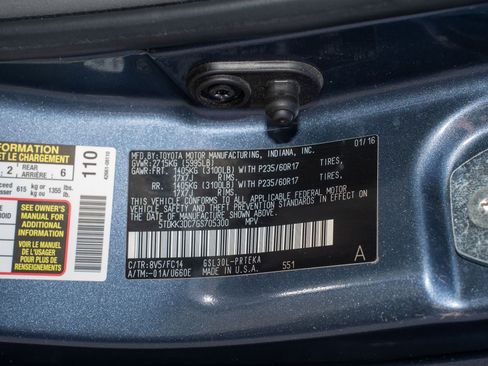 Used 2016 Toyota Sienna LE image 37