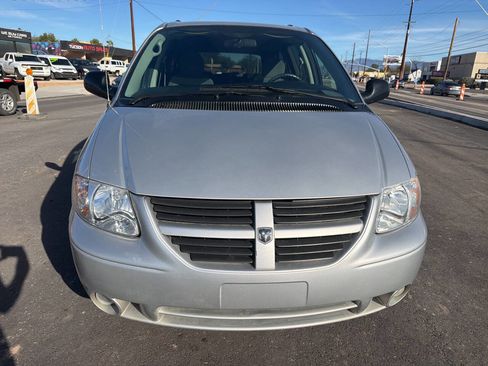 Used 2007 Dodge Grand Caravan SXT image 8