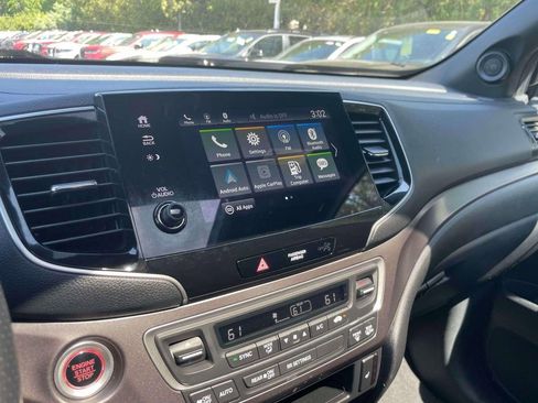 Certified 2025 Honda Passport EX-L image 28