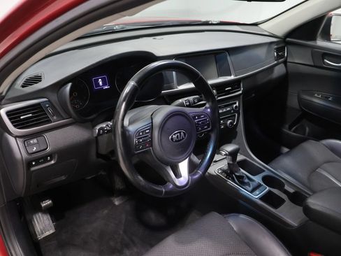 Used 2018 Kia Optima S w/ Panoramic Sunroof Package FWD image 14