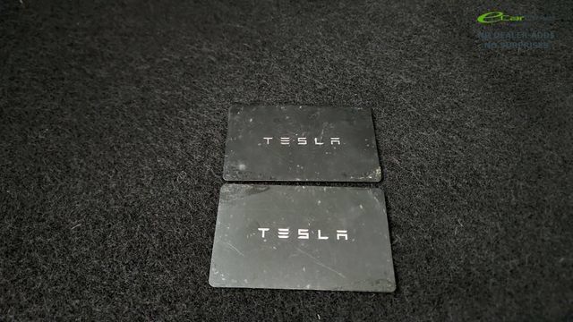 Used 2025 Tesla Model Y Long Range RWD image 83