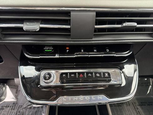Certified 2024 Lincoln Corsair AWD w/ Equipment Group 101A image 24