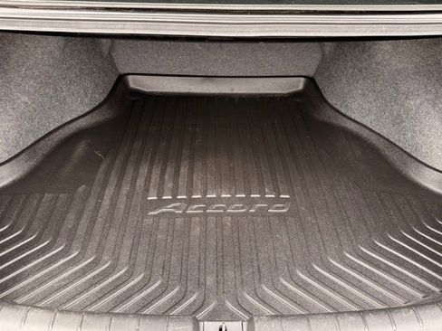 Used 2014 Honda Accord LX image 32