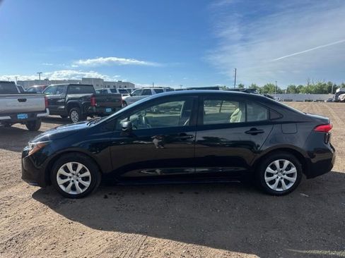Used 2023 Toyota Corolla LE FWD image 2
