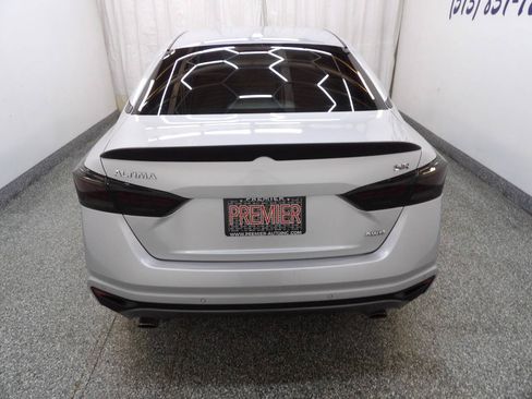 Used 2020 Nissan Altima 2.5 SR w/ Premium Package AWD/4WD image 5