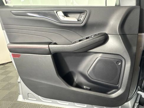 Used 2024 Ford Escape ST-Line w/ Tech Pack #1 FWD image 20