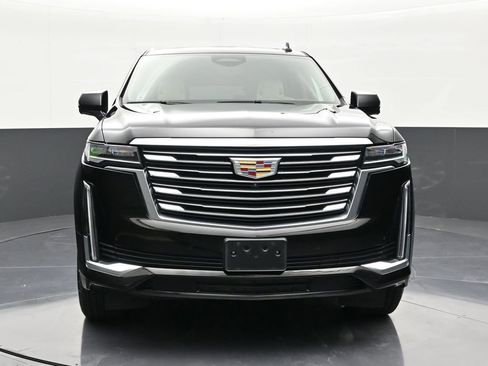 Used 2022 Cadillac Escalade ESV Premium Luxury Platinum w/ Heavy-Duty Trailer Package AWD/4WD image 8