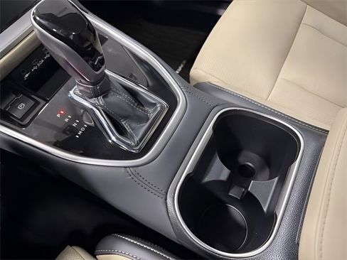 Used 2024 Subaru Outback Limited image 23
