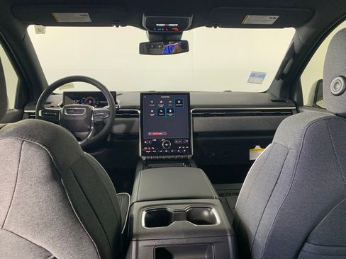 New 2026 GMC Sierra EV Elevation image 24