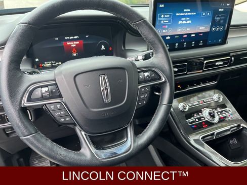 Certified 2023 Lincoln Nautilus AWD w/ Premium Package image 18