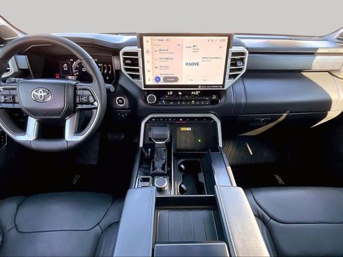 Used 2024 Toyota Tundra Platinum AWD/4WD image 16