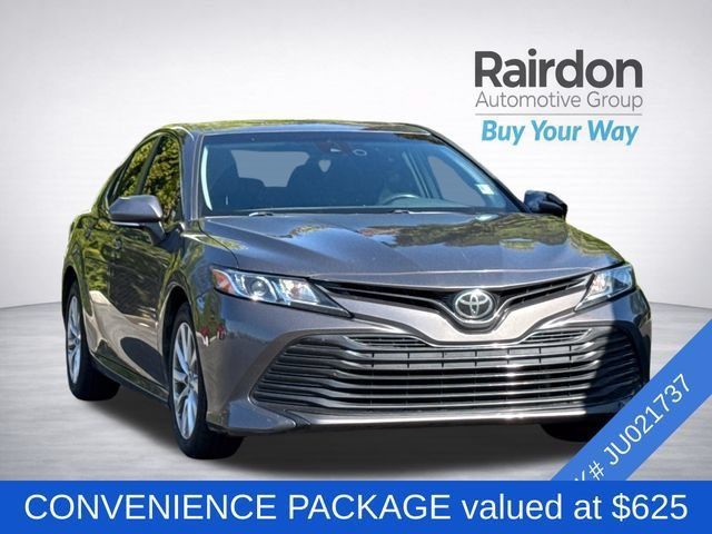 Used 2018 Toyota Camry LE w/ Moonroof Package FWD image 3
