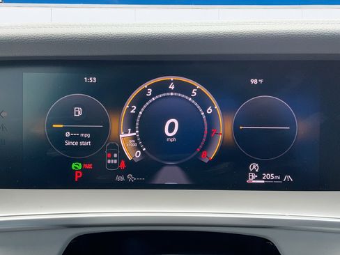 New 2026 Volkswagen Tiguan SE R-Line AWD/4WD image 22
