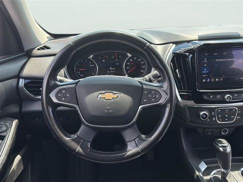 Used 2020 Chevrolet Traverse LT FWD image 25
