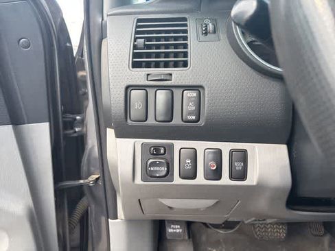 Used 2013 Toyota Tacoma 4x4 Double Cab w/ TRD Sport Pkg image 10