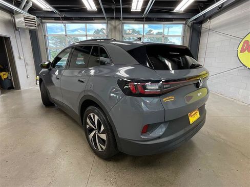 Used 2023 Volkswagen ID.4 Pro AWD/4WD image 3