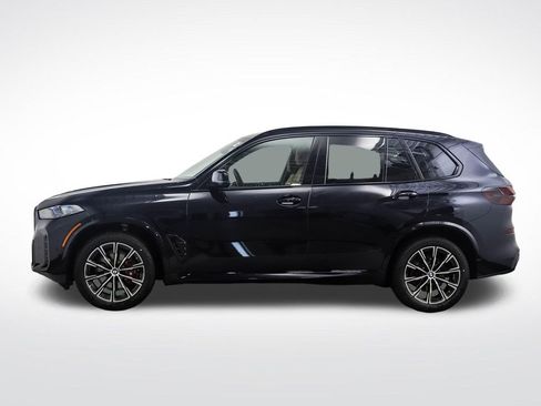 New 2026 BMW X5 xDrive40i w/ M Sport Package AWD/4WD image 2