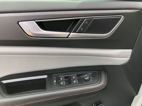 New 2026 Volkswagen Atlas Peak Edition AWD/4WD image 11
