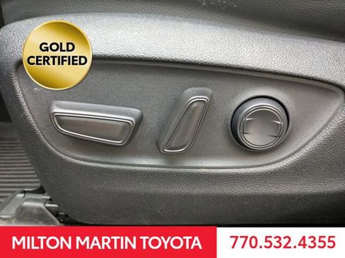 Certified 2022 Toyota Highlander XLE image 22