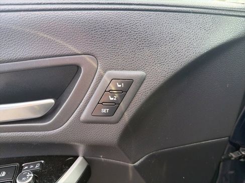 Used 2025 Toyota Sienna XSE image 10