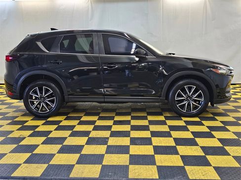Used 2018 MAZDA CX-5 Touring image 2