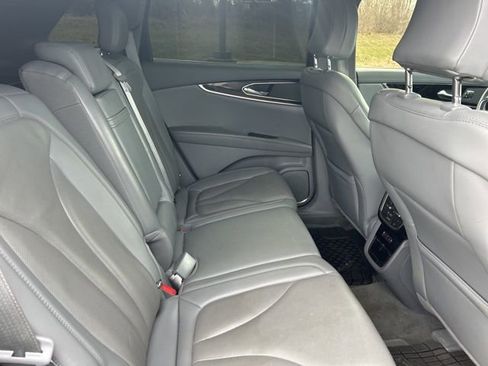 Used 2022 Lincoln Nautilus Reserve w/ Cargo Utility Package image 8