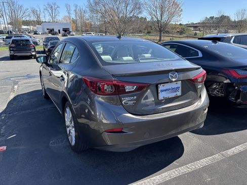 Used 2017 MAZDA MAZDA3 Grand Touring w/ Premium Equipment Package image 14