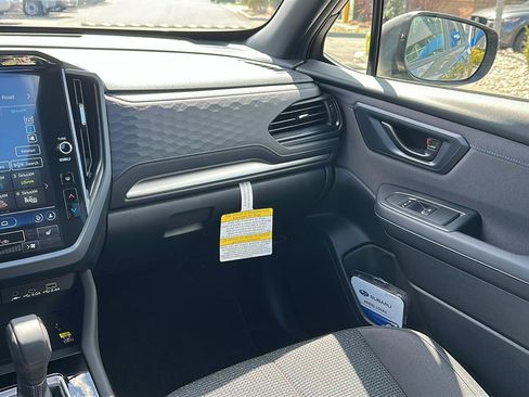 Certified 2025 Subaru Forester Premium image 25