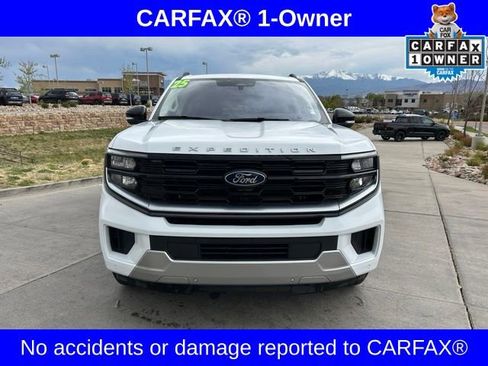 Used 2025 Ford Expedition Max Platinum AWD/4WD image 2