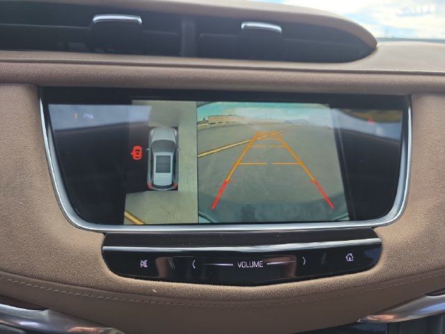 Used 2017 Cadillac XT5 Platinum AWD/4WD image 22