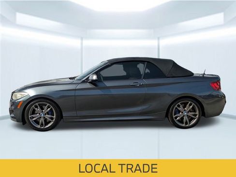Used 2015 BMW M235i Convertible image 2