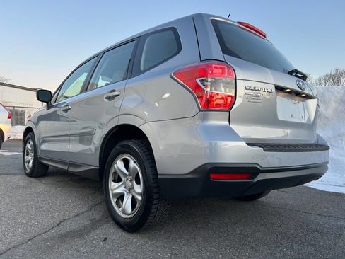 Used 2015 Subaru Forester 2.5i image 12