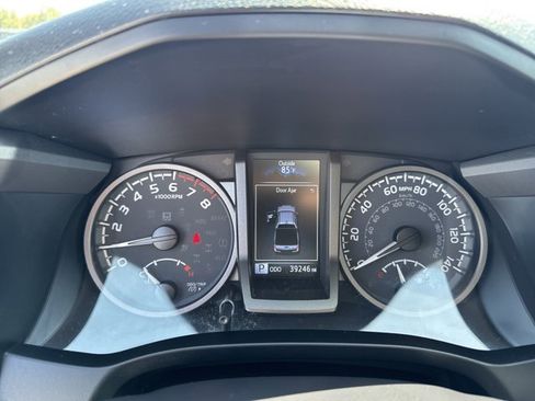 Used 2022 Toyota Tacoma TRD Pro image 30