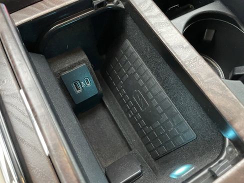 Used 2021 Lincoln Navigator Reserve w/ Luxury Package image 15