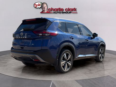 Used 2023 Nissan Rogue SL FWD image 5
